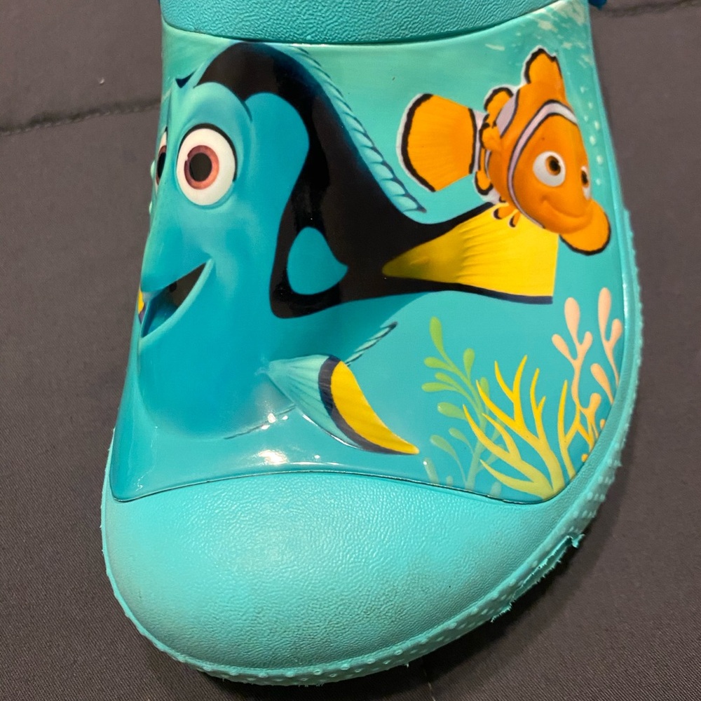 Nemo crocs